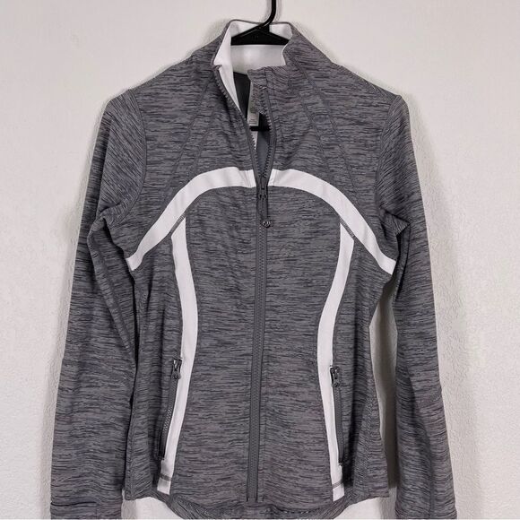 Lululemon Striped Grey & White Zip Up Work Out Define Jacket - Picture 3 of 8
